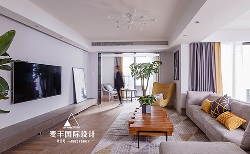 客厅