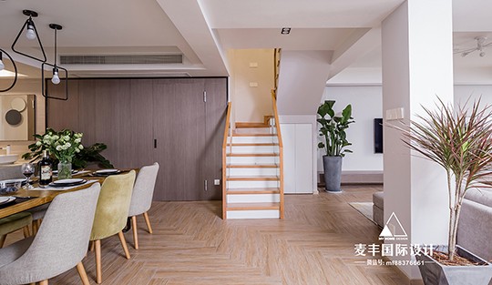 客厅